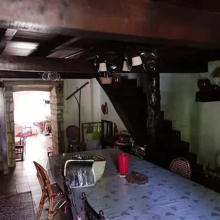 Les Loirs Holiday home Lespinassiere